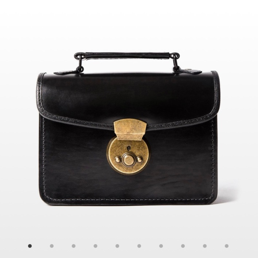 Beara Beara handbag crossbody black